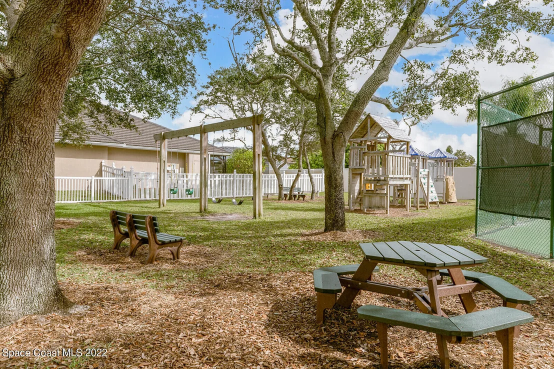 Photo of 218 Waterside Drive