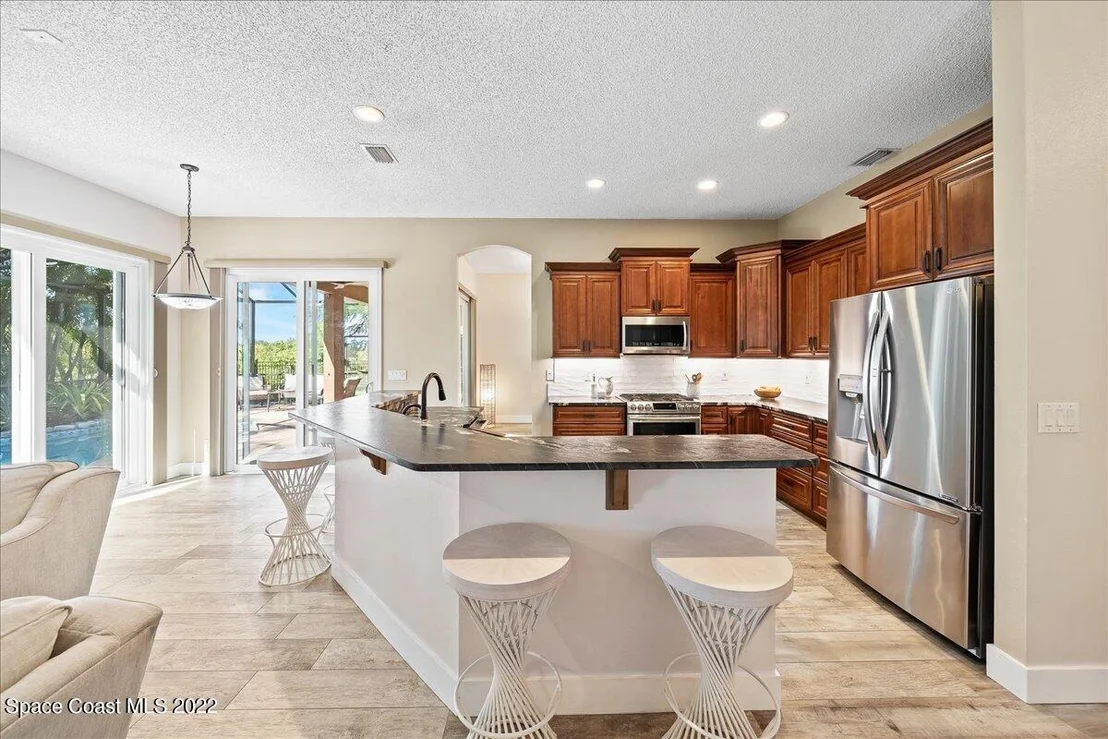 Photo of 5142 Cocoplum Avenue
