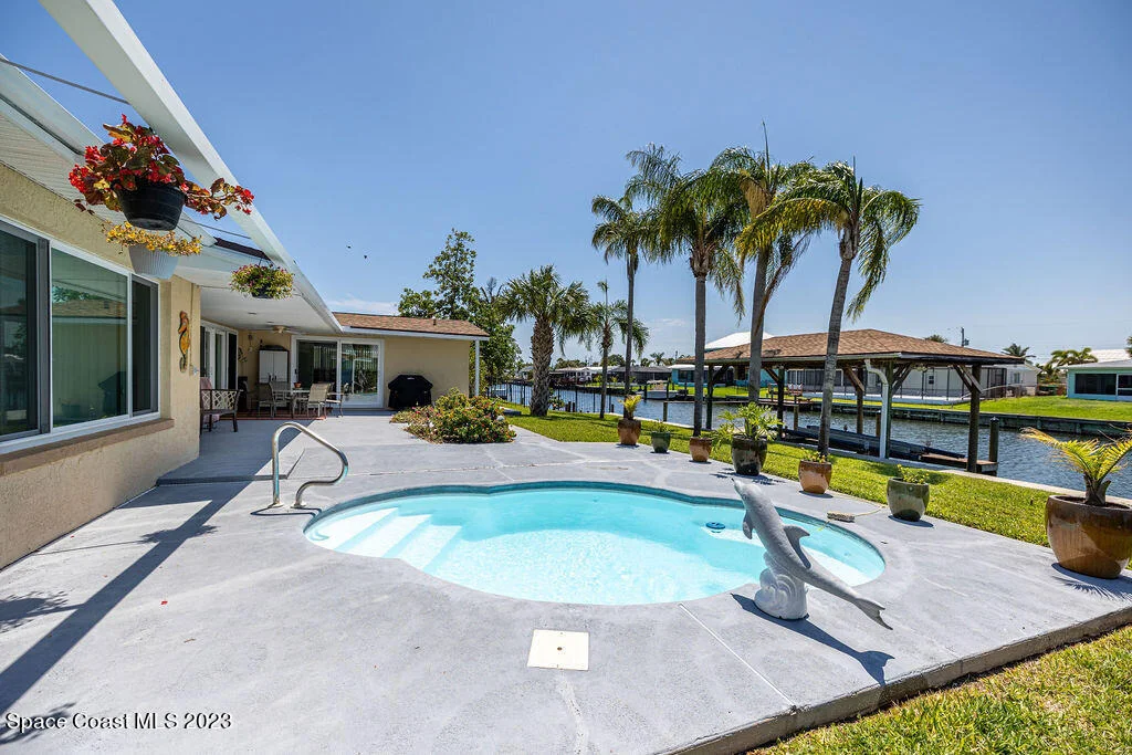 Photo of 466 Sandpiper Drive