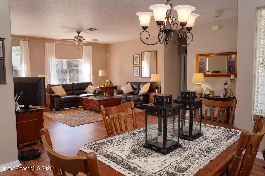 Photo of 2134 Pumpkin Place NE