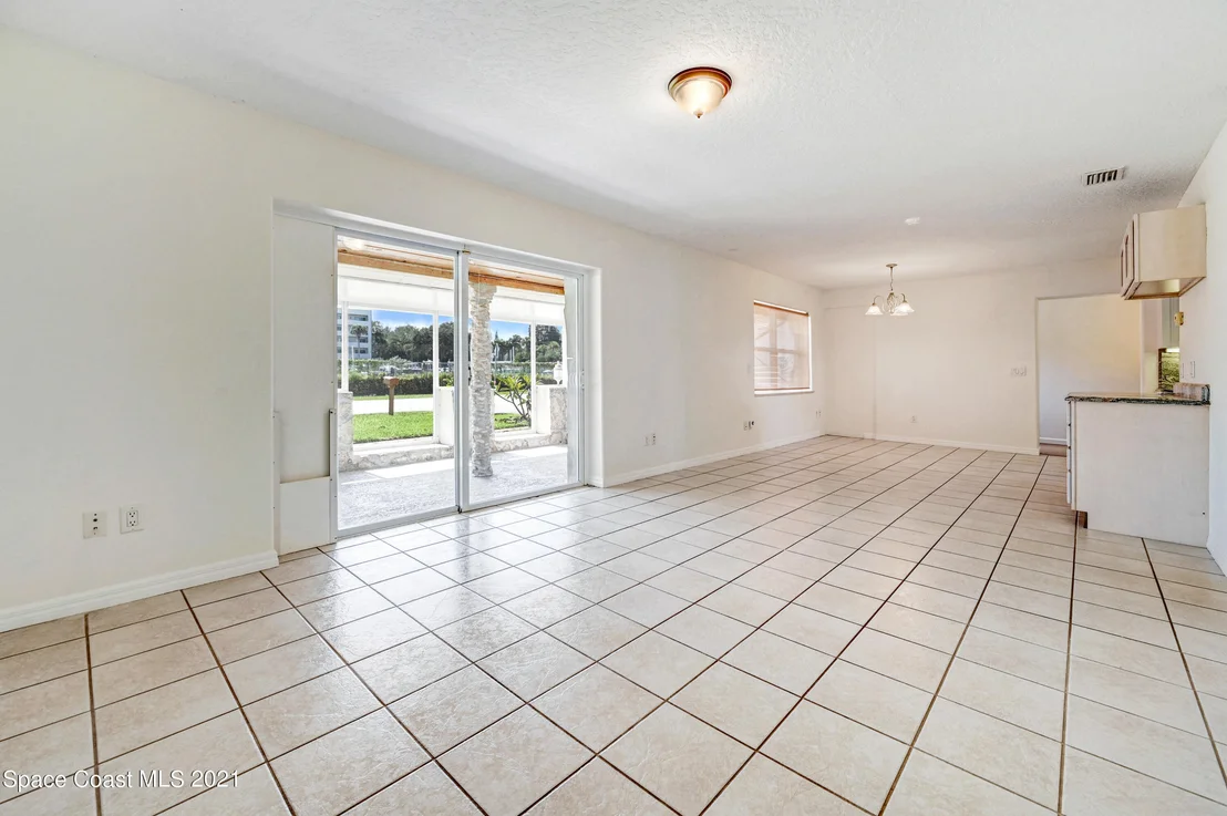 Photo of 3429 Gran Avenue NE