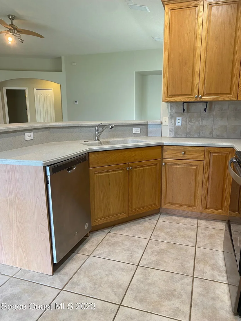 Photo of 407 Lofts Drive