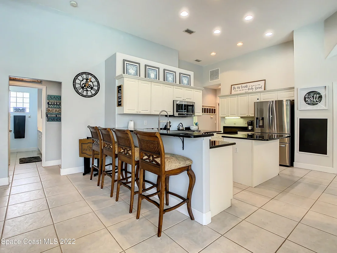 Photo of 862 Thrasher Drive