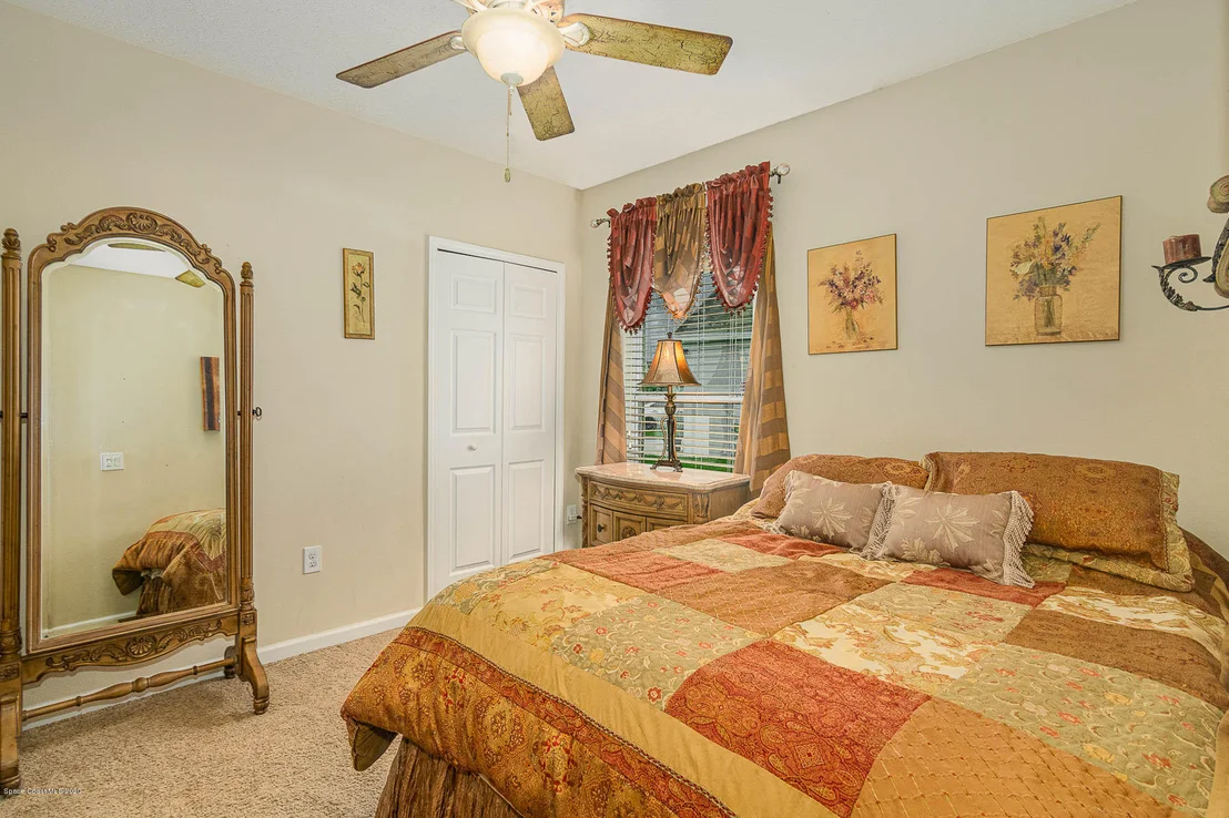 Photo of 1479 Corbett Lane