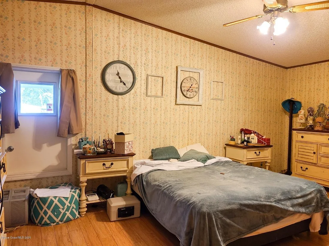 Photo of 137 Rosewood Drive