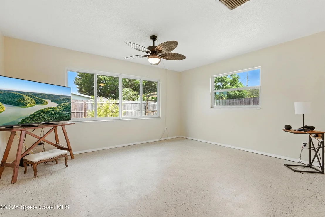 Photo of 582 Croton Road