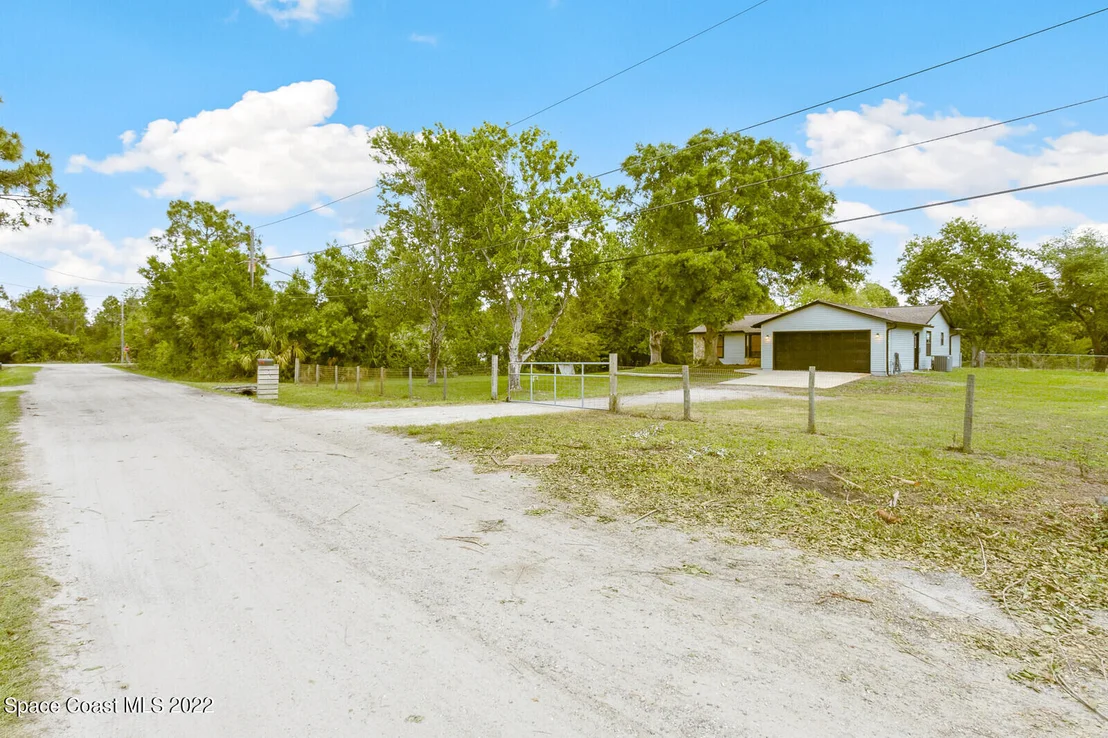 Photo of 2545 Billie Lane