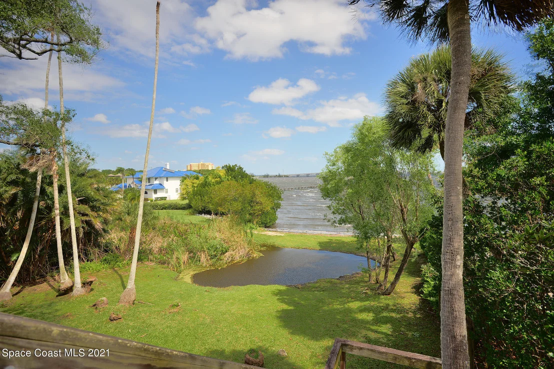 Photo of 400 Bay Point Drive