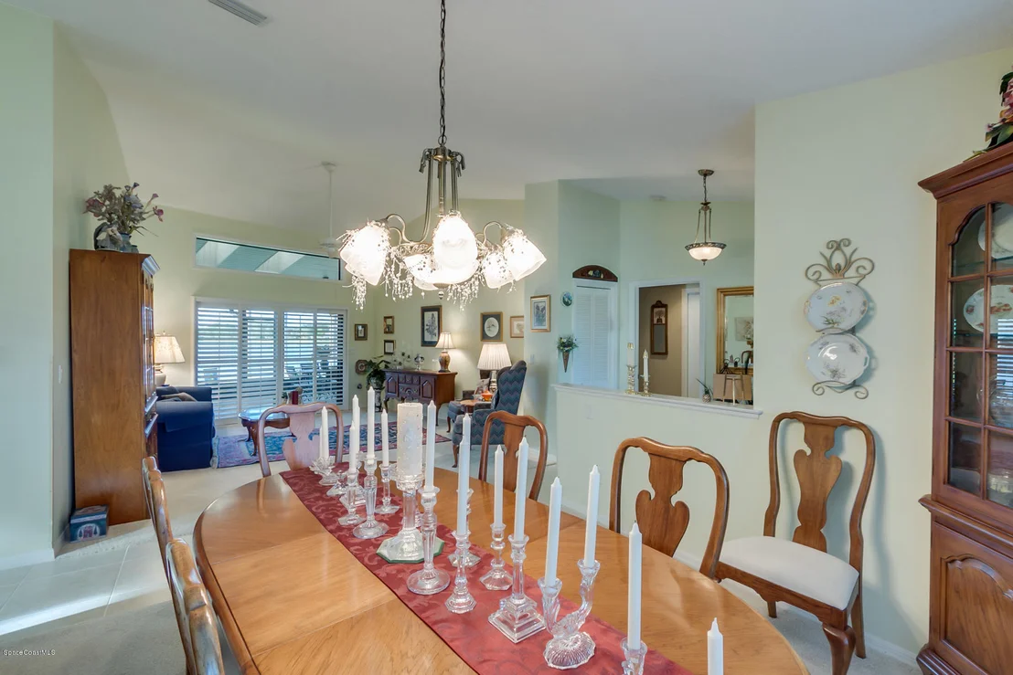 Photo of 529 Crystal Lake Drive