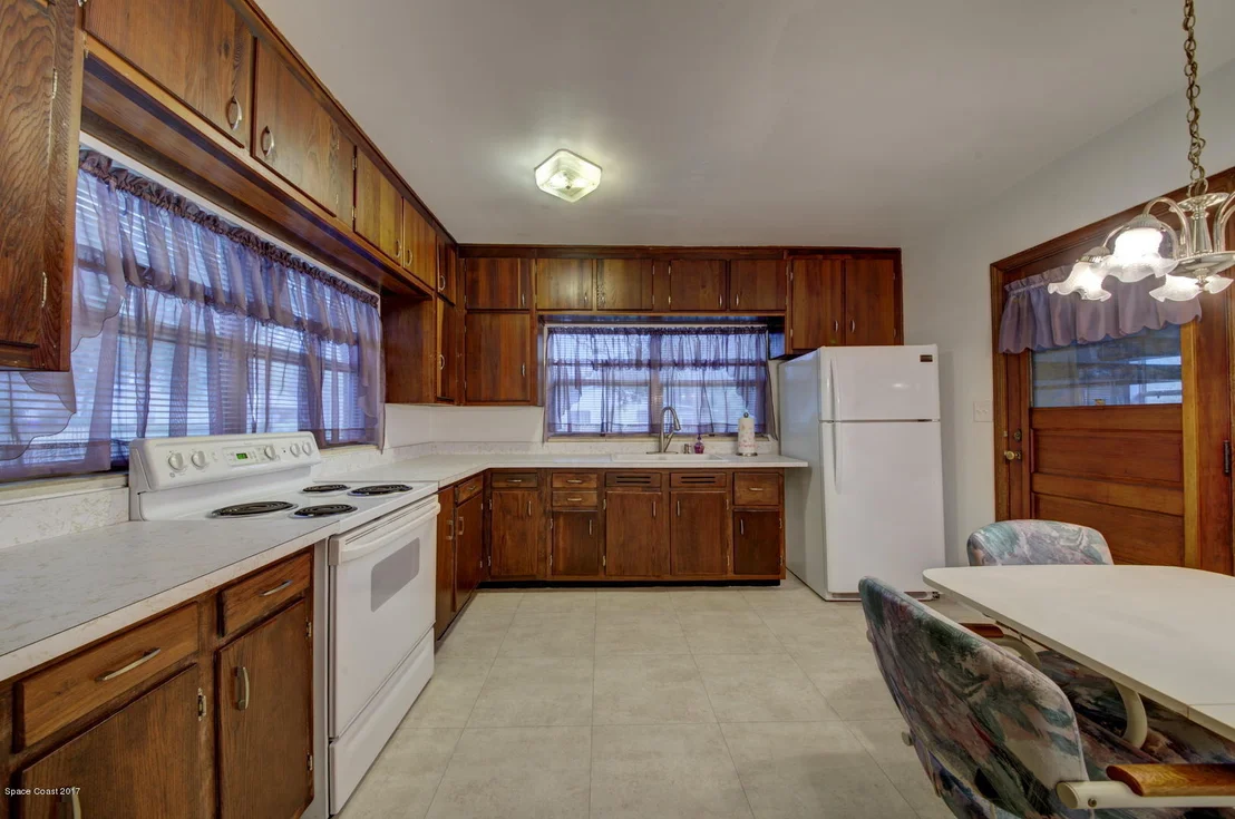Photo of 720 Seminole Drive