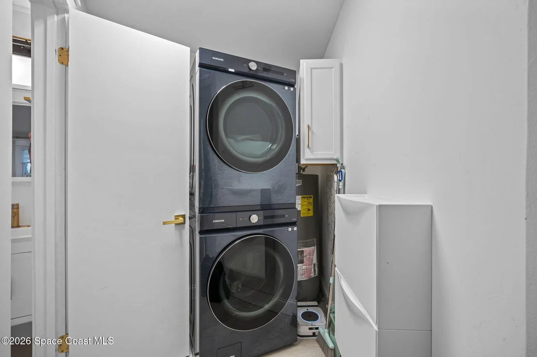 Photo of 7245 Madison Street
