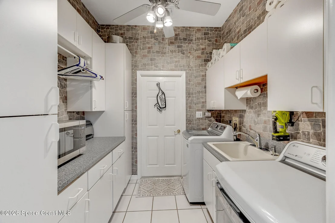 Photo of 370 Normandy Drive