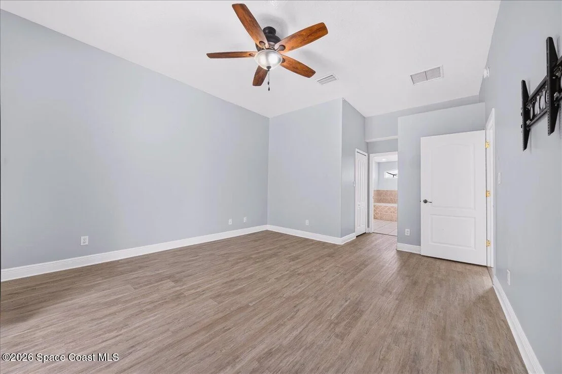 Photo of 6463 Flora Vista Place