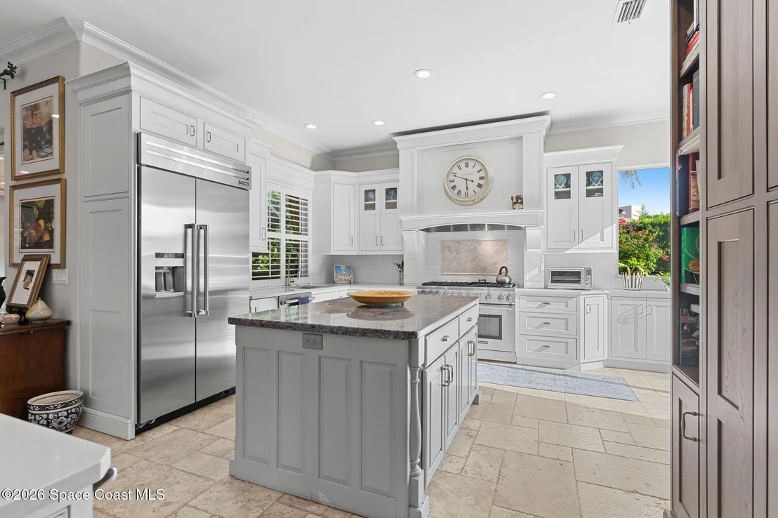 Photo of 339 Cocoa Avenue