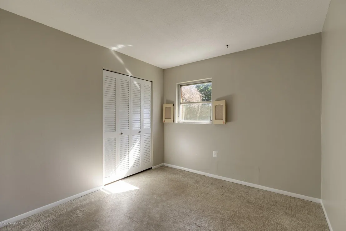 Photo of 1004 Woodsmere Circle