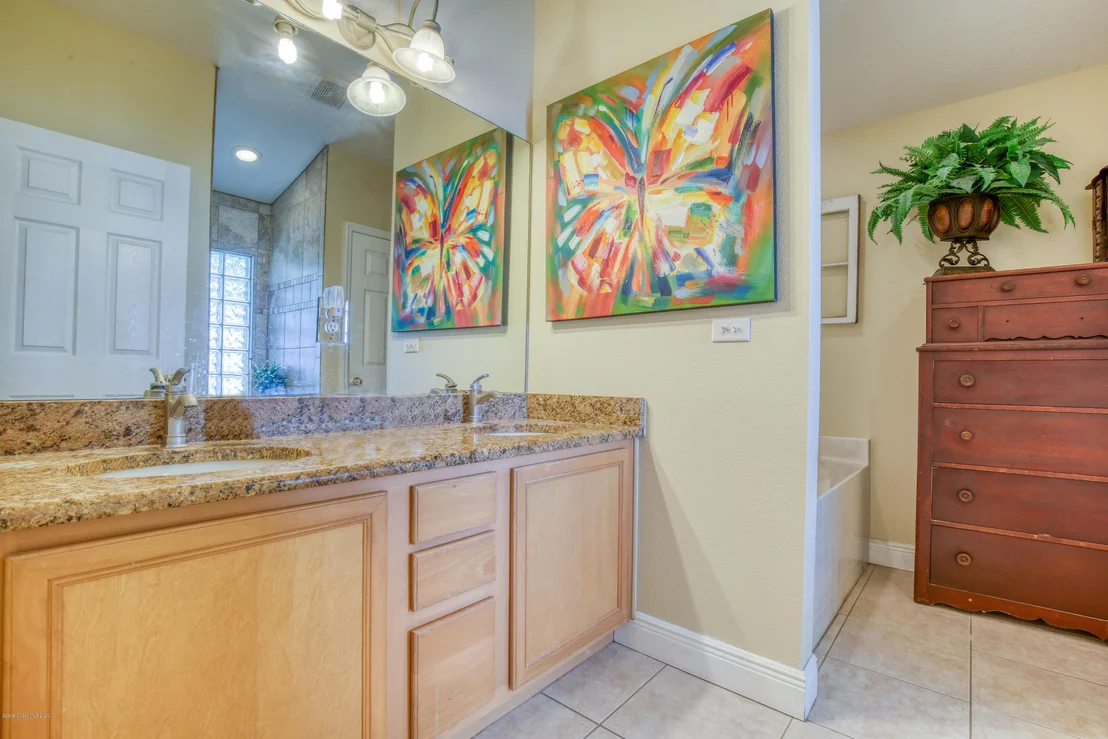 Photo of 2371 Bridgeport Circle
