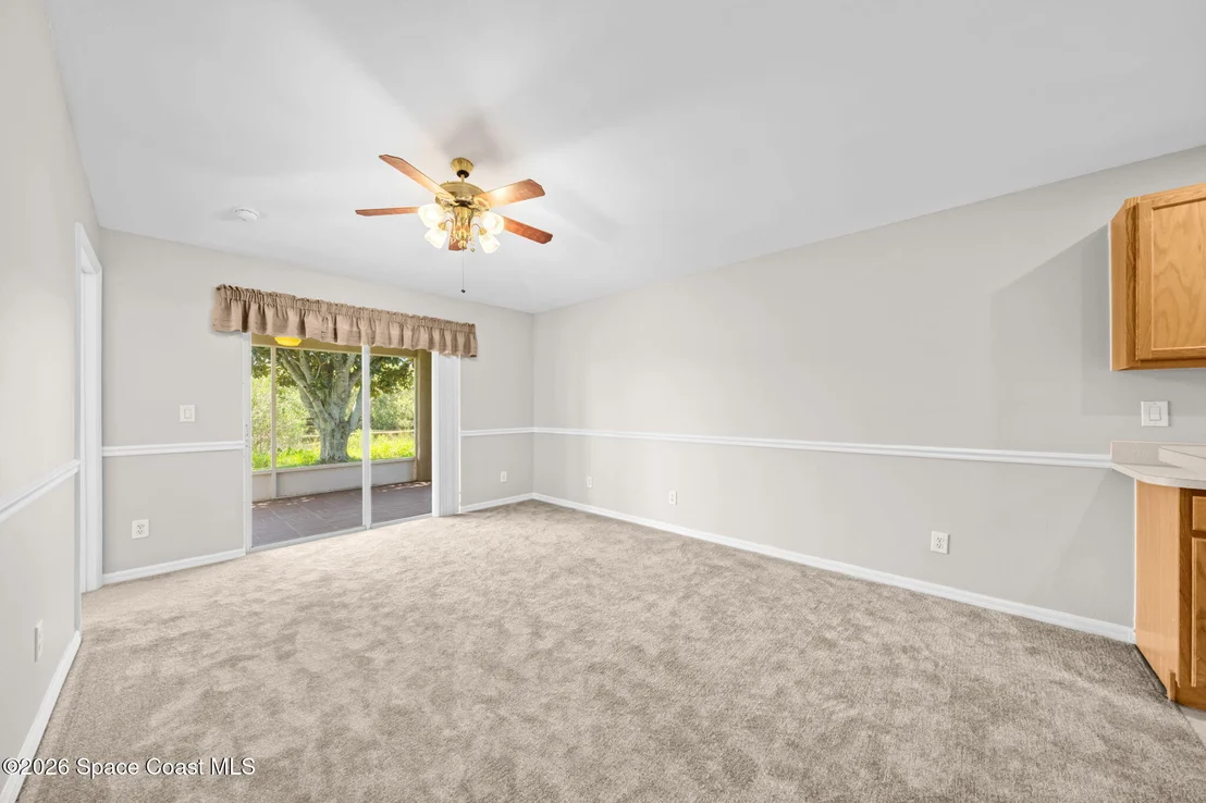 Photo of 2087 Deercroft Drive