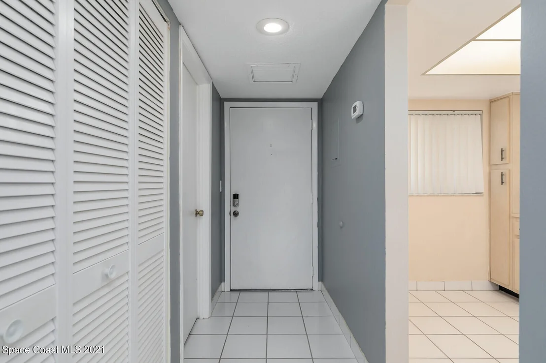 Photo of Unit 122 at 3001 Thrush Drive
