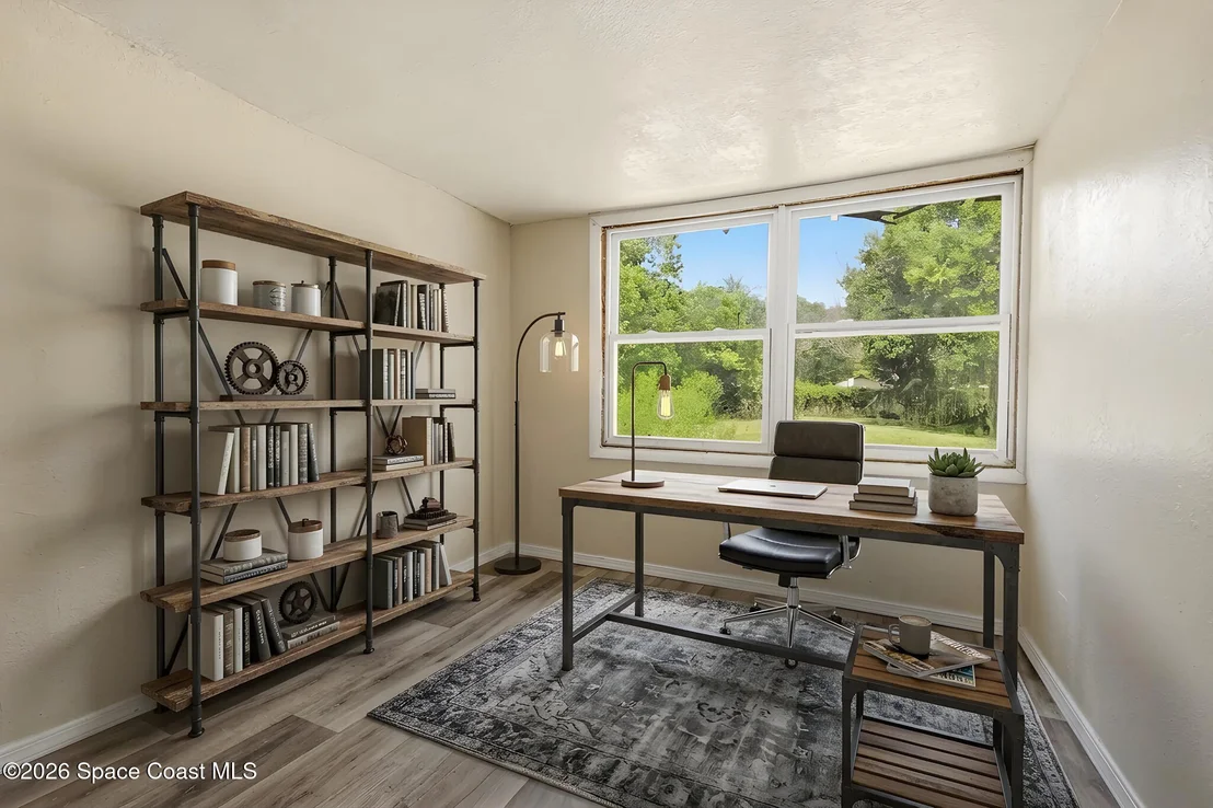 Photo of 355 Pine Avenue