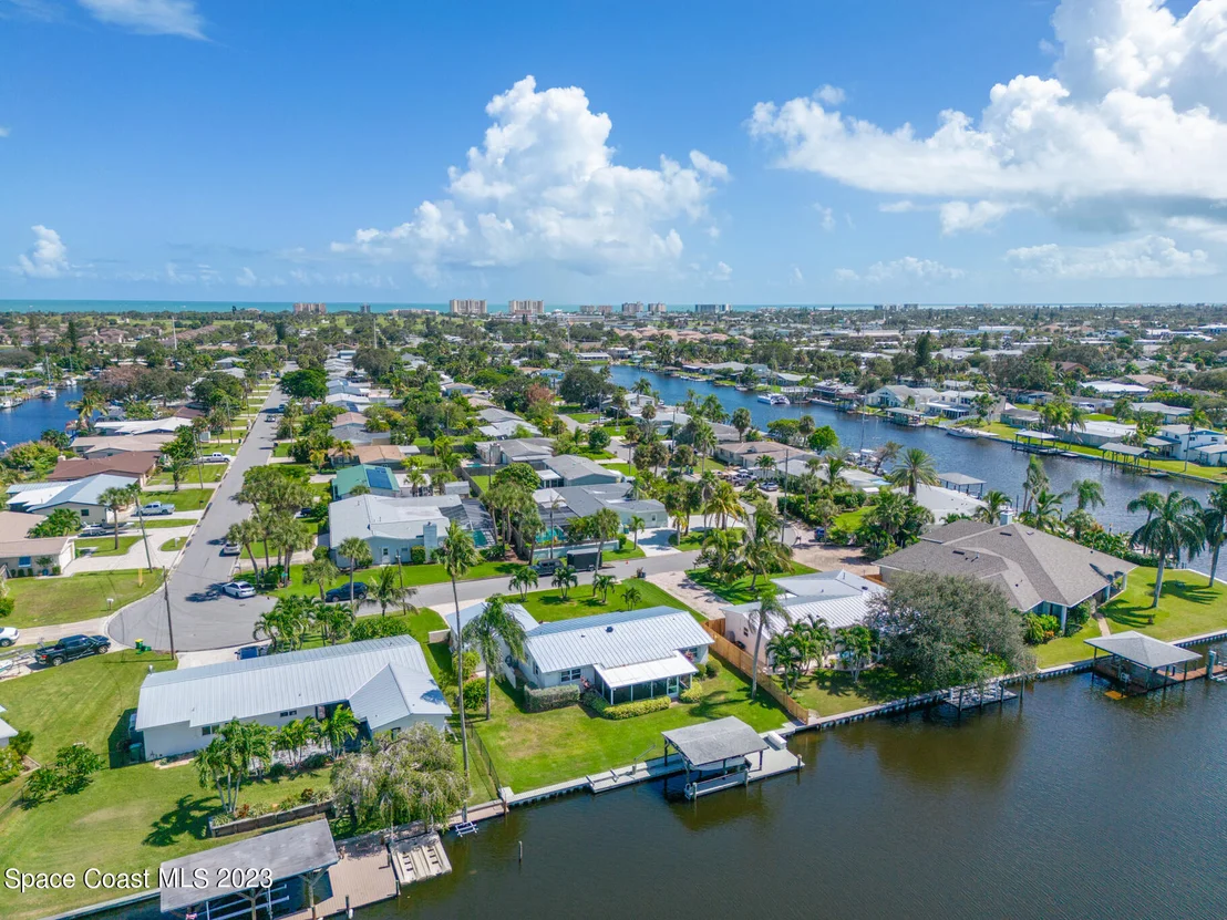 Photo of 209 River Road