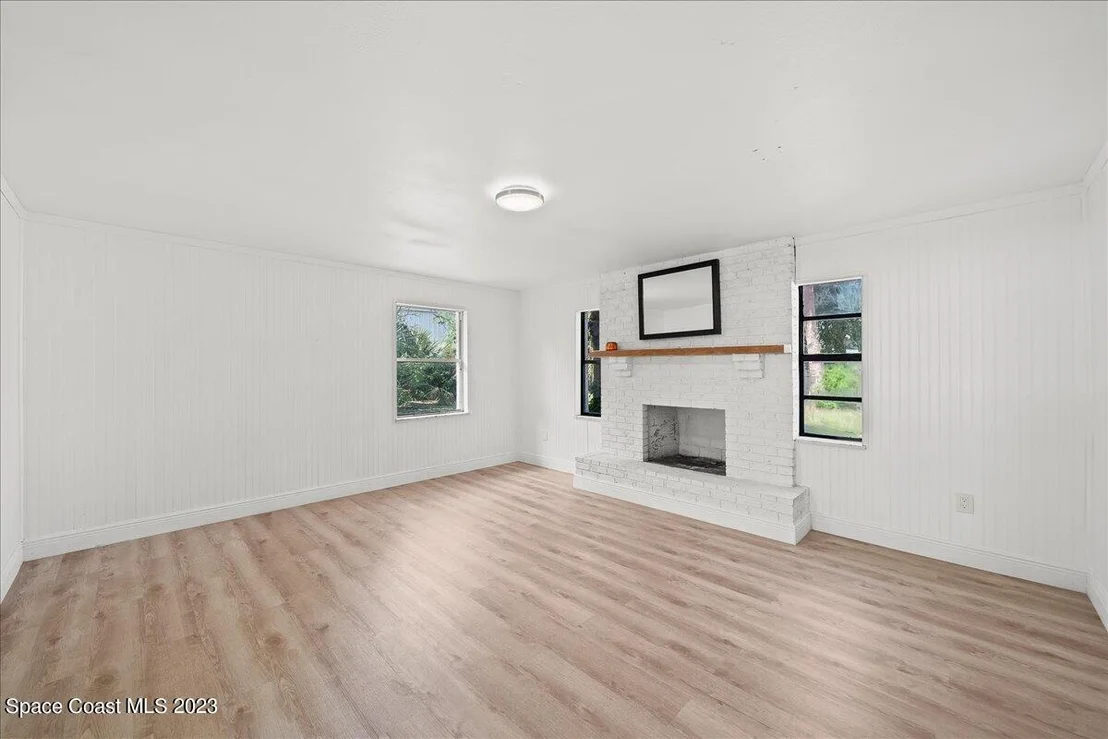 Photo of 1684 Mosswood Drive