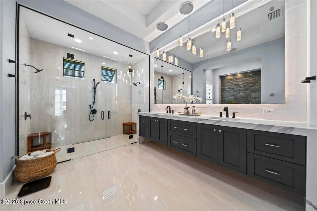 Photo of 3769 Lake Adelaide Place