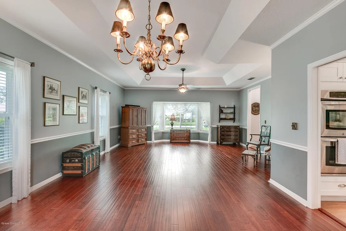 Photo of 685 Woodbridge Drive