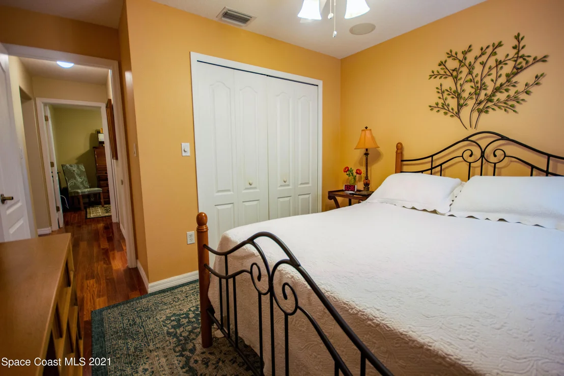 Photo of 4585 James Road