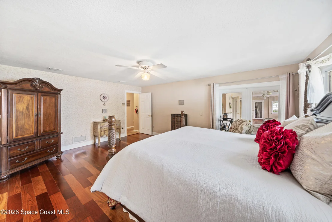 Photo of 2405 Brookside Drive