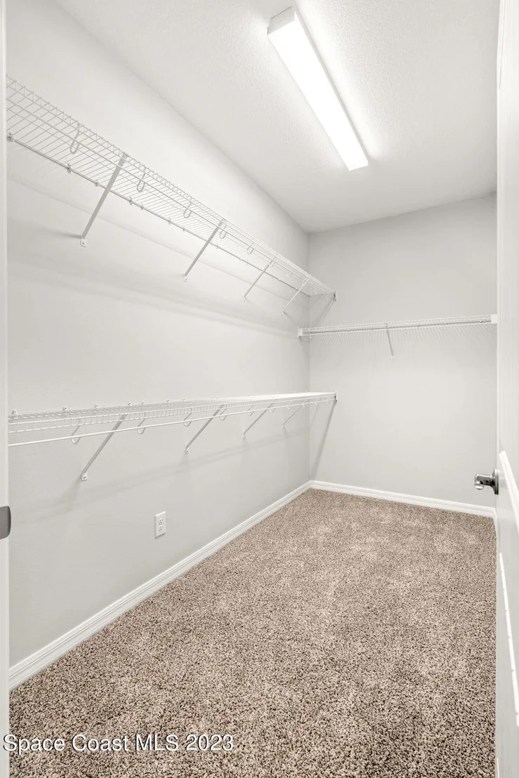 Photo of 8100 Lucent Court