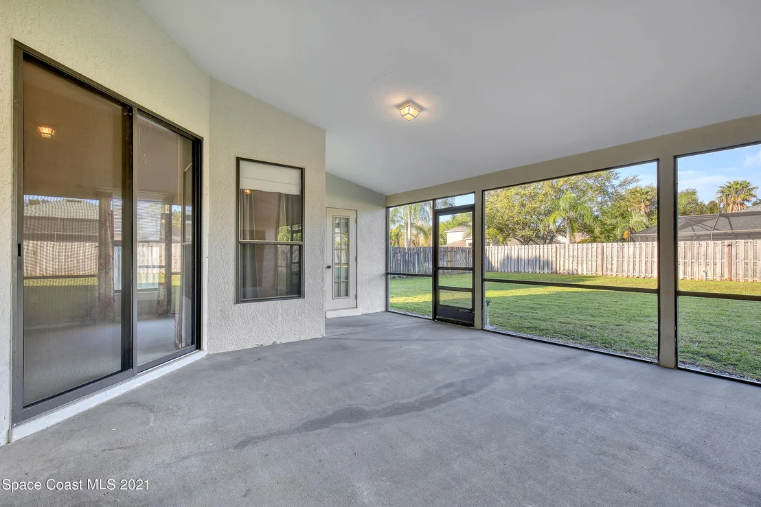 Photo of 1461 Wellington Circle
