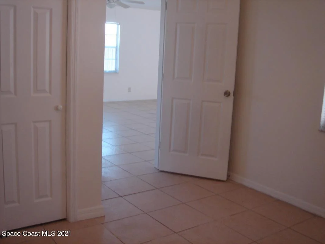 Photo of 725 Palm Drive