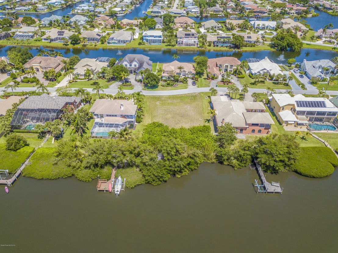 Photo of 388 Lanternback Island Drive