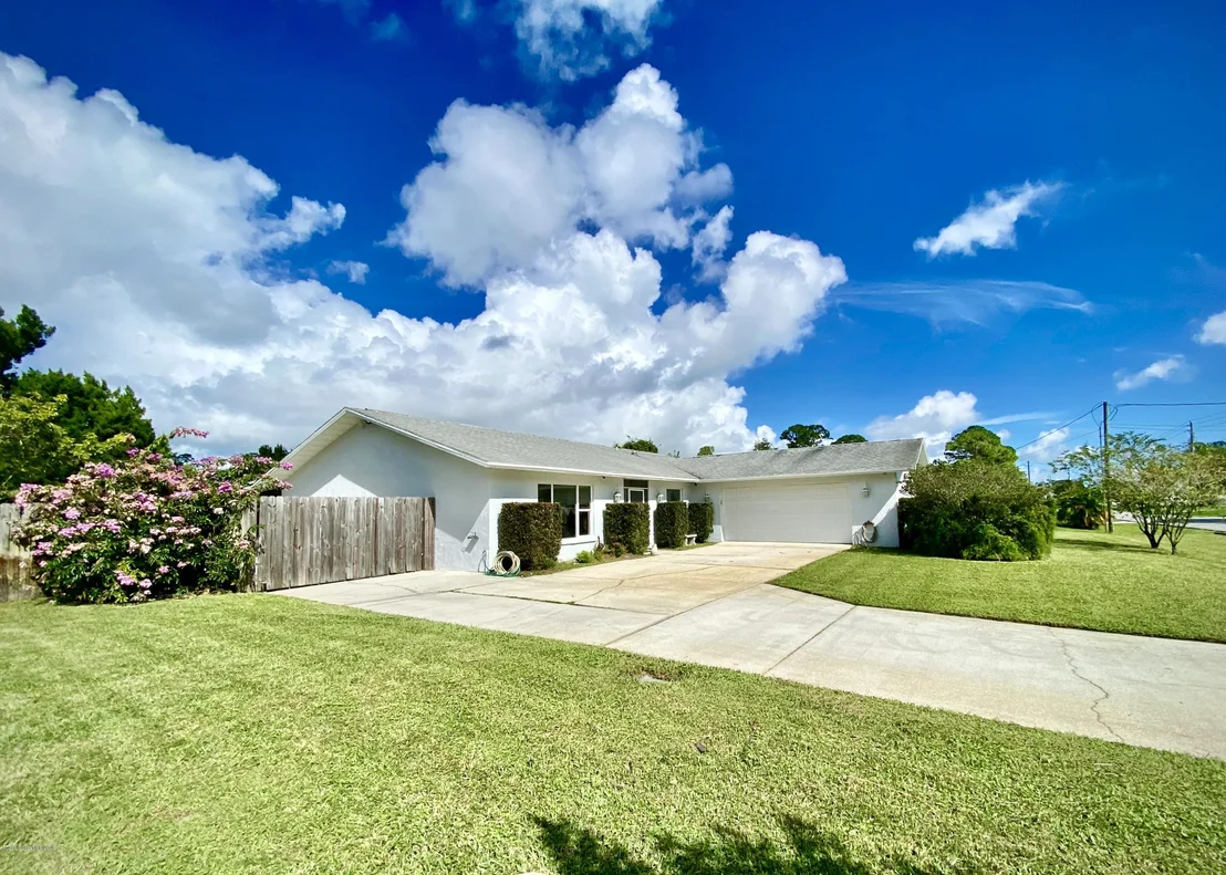 Photo of 5282 Bridge Road