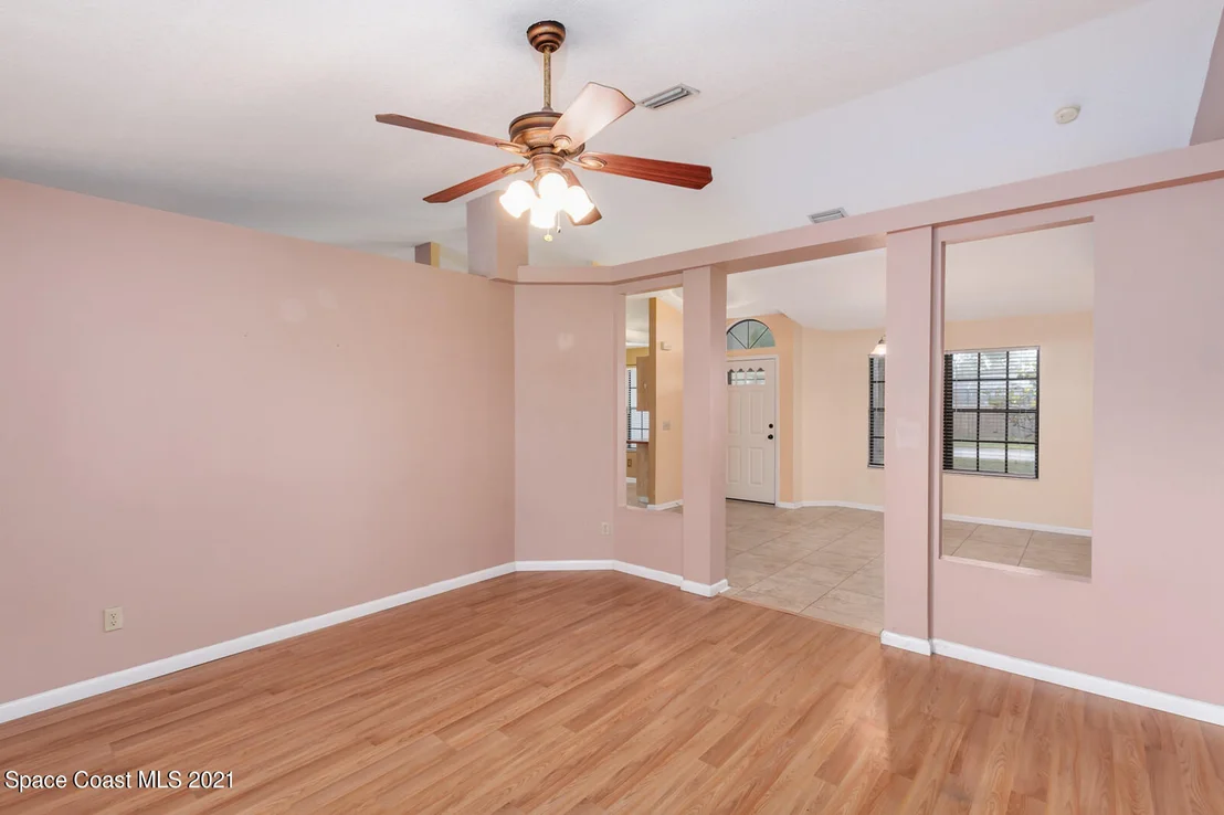 Photo of 4715 Willow Bend Drive