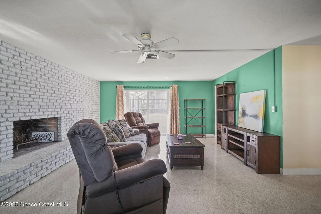 Photo of 319 Hibiscus Trail