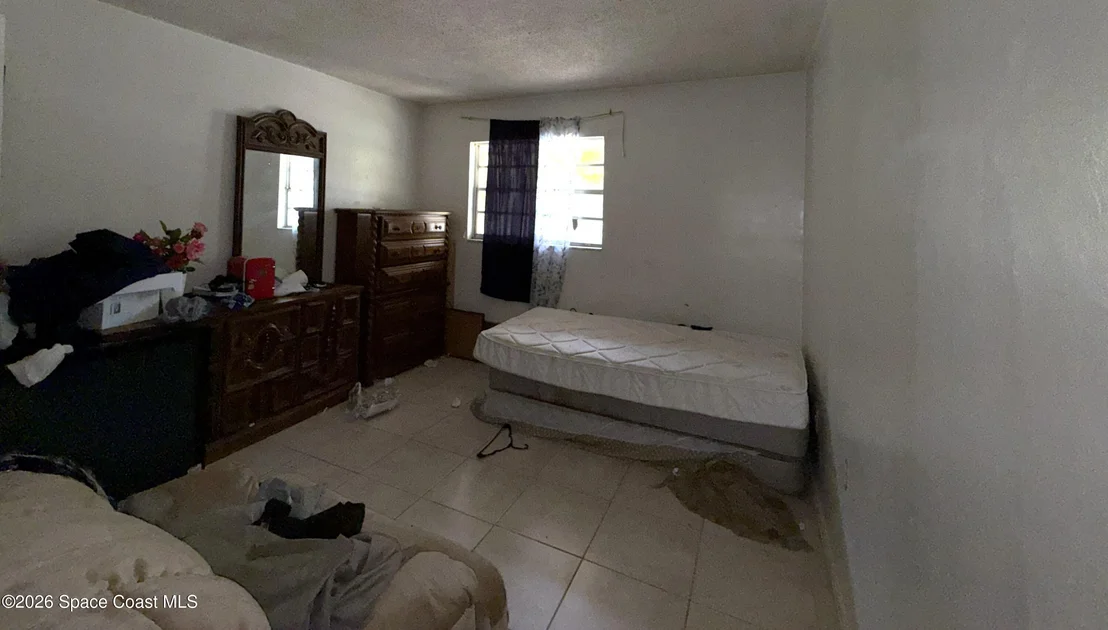 Photo of 4200 Devoe Avenue