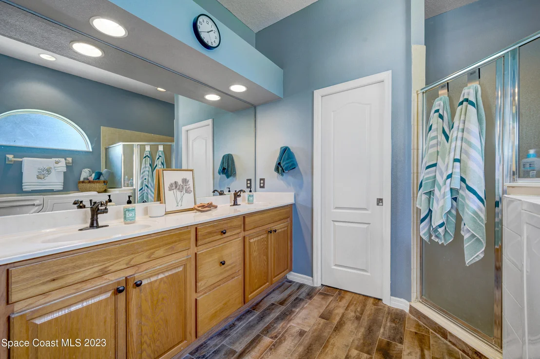 Photo of 3855 Waterford Drive