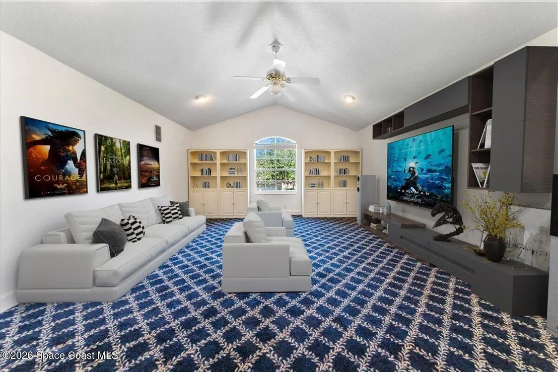 Photo of 327 Southampton Drive