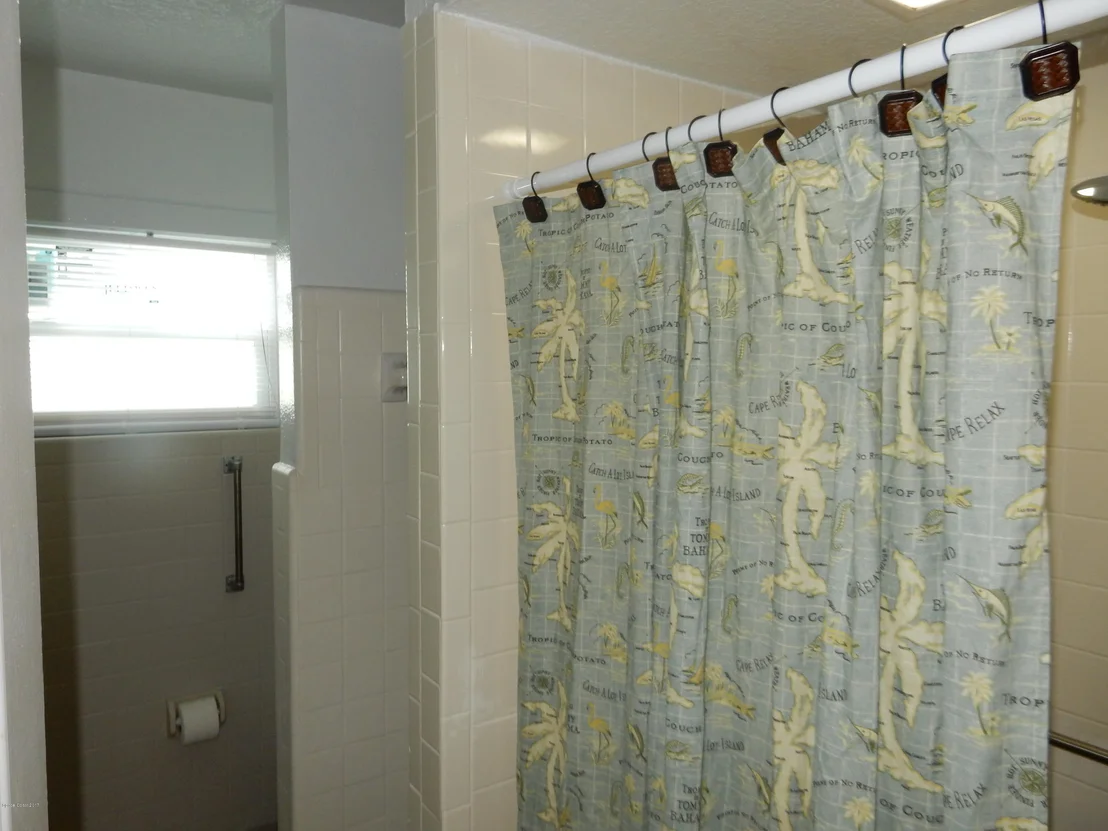 Photo of 404 Iris Lane