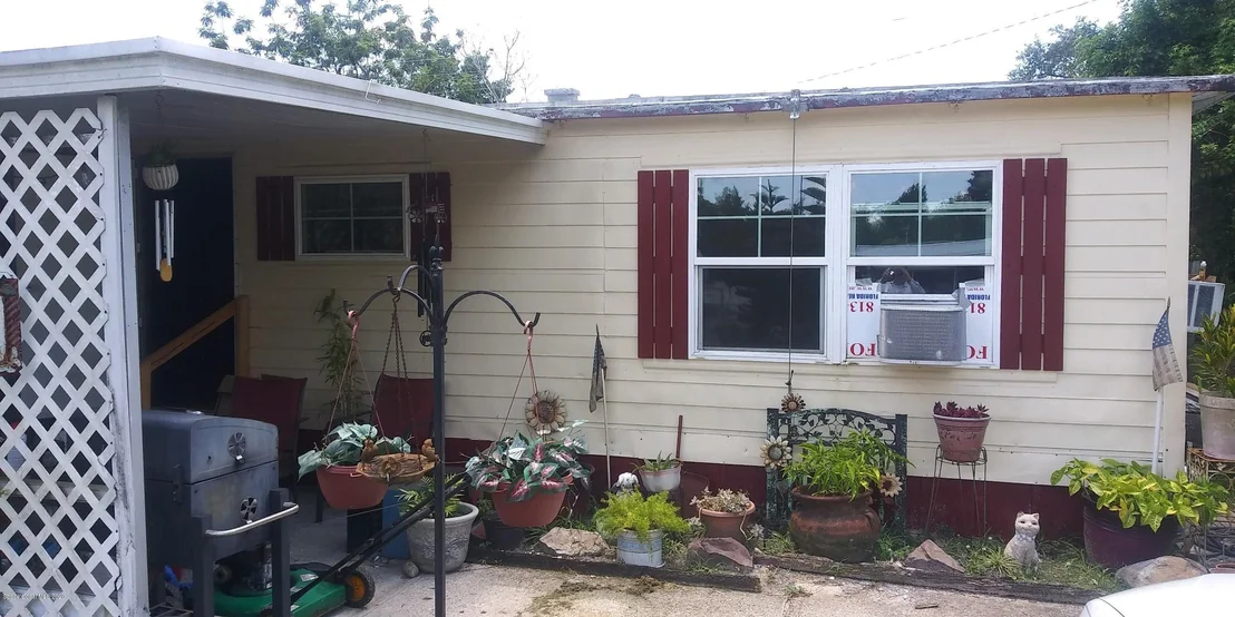 Photo of 3123 Brockett Road