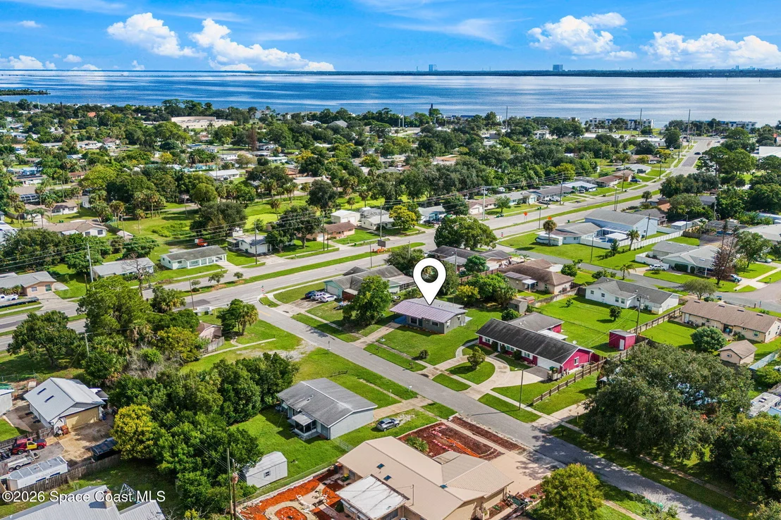 Photo of 611 Aloha Avenue