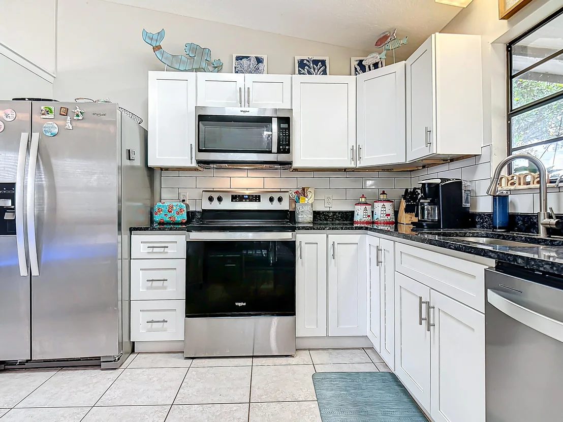 Photo of 2196 Clover Street NE