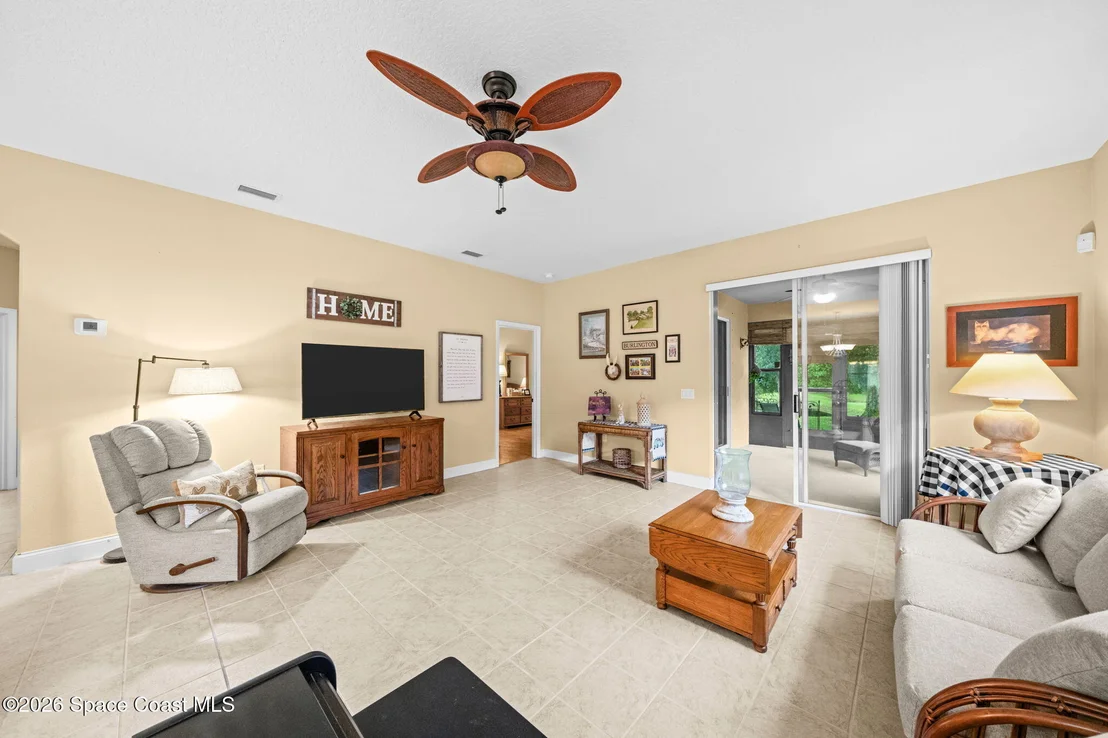 Photo of 511 Waterside Circle