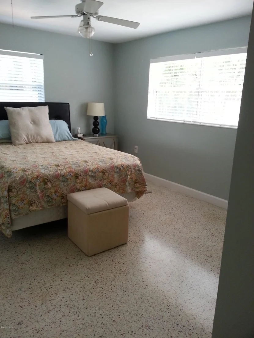 Photo of 667 Everglade Drive