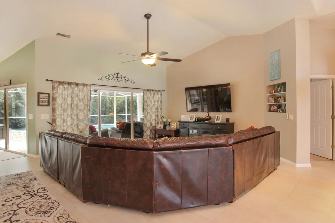 Photo of 971 Somerset Lane