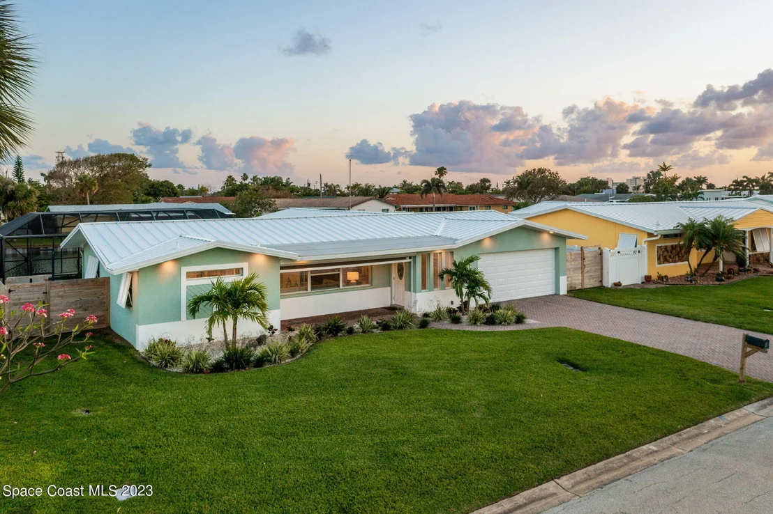 Photo of 339 Brightwaters Drive
