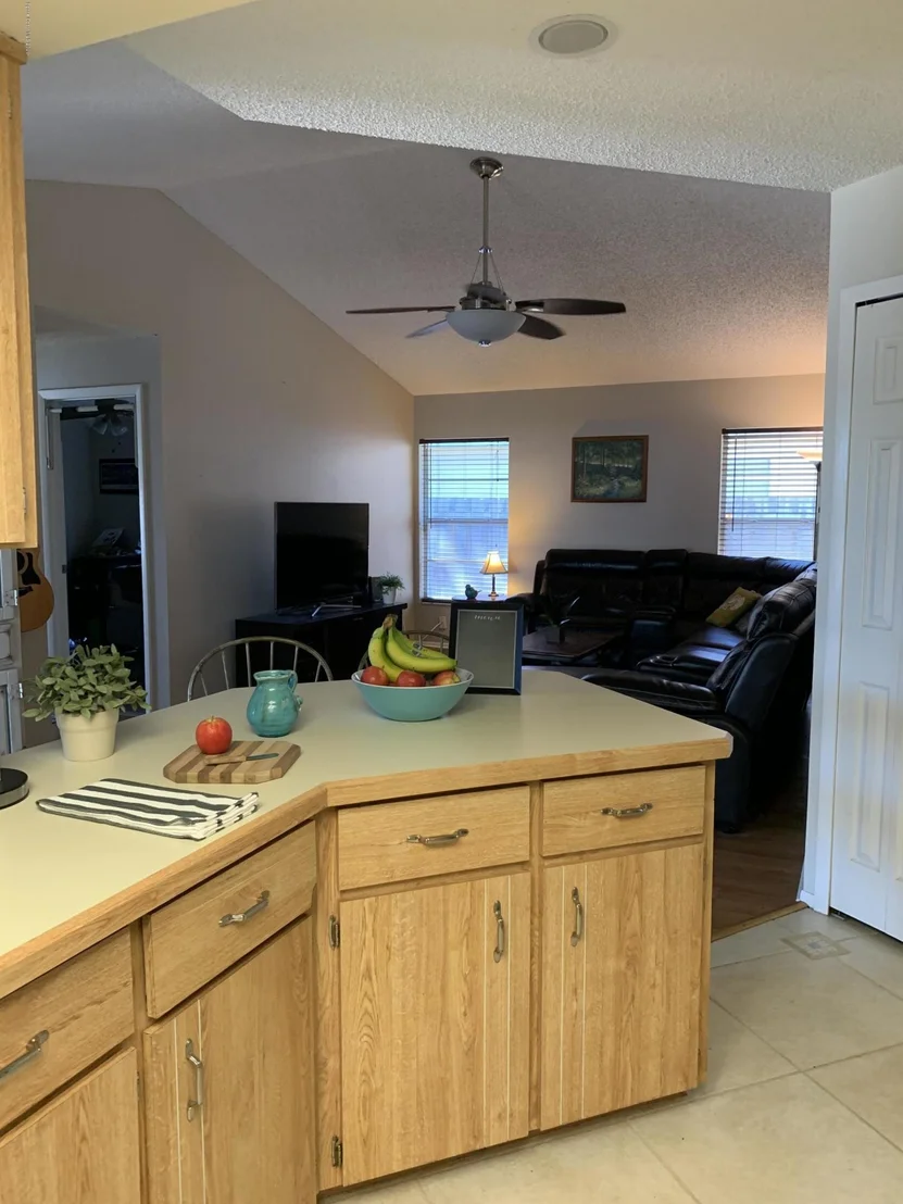 Photo of 2235 Hickory Drive