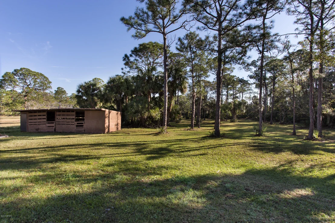 Photo of 2055 Eva Lane