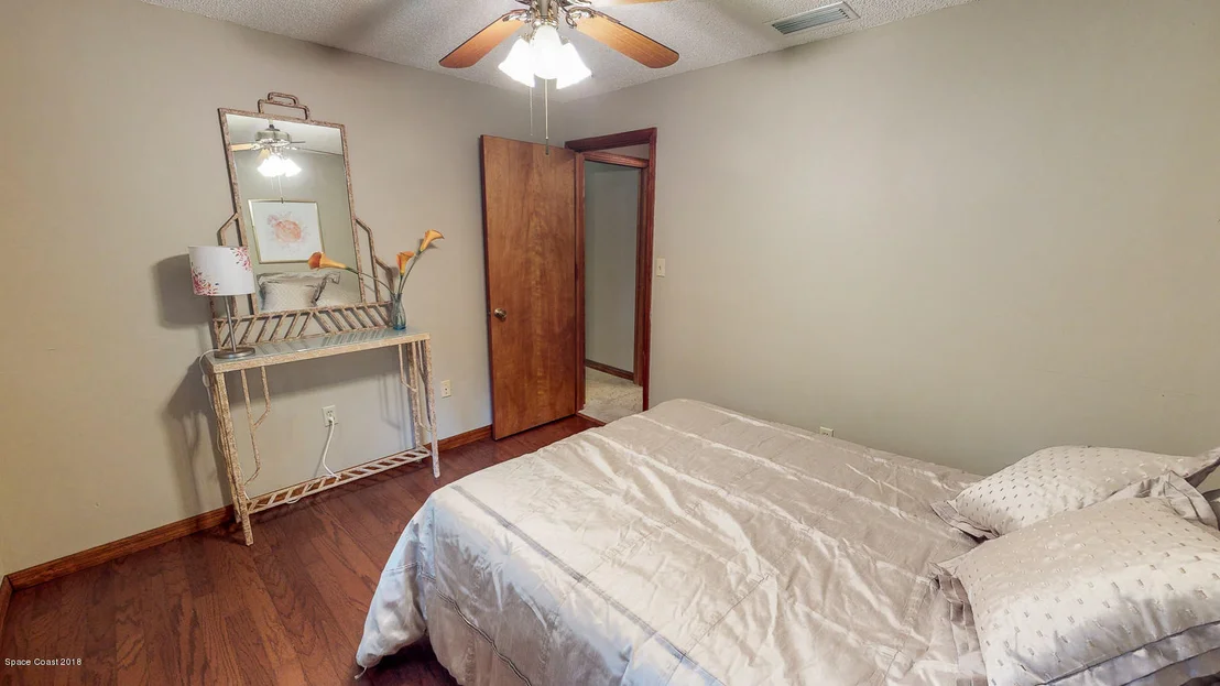 Photo of 2040 Benjamin Road